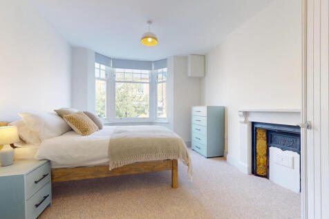 FF Room 5 bd 2