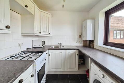 110073f3-10000295...