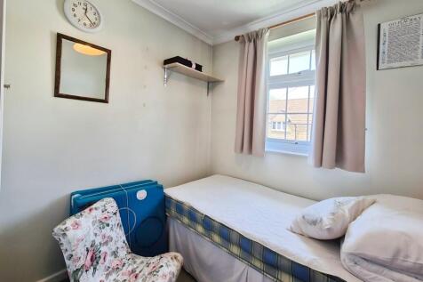 107cd6a3-10000275...