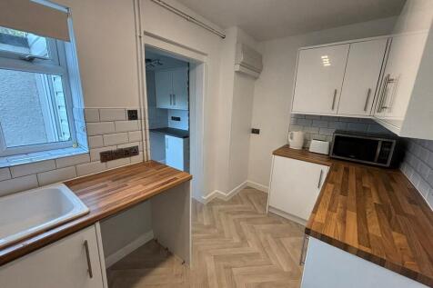 5dceac57-WhatsApp...