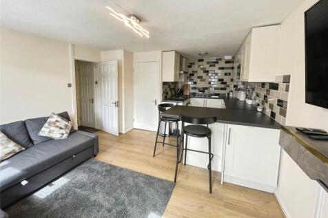 Living Room/Kitchen