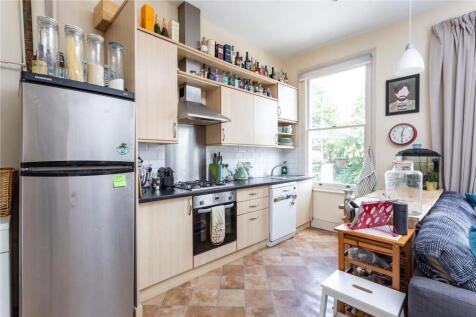 kitchen old.jpg