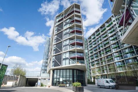 Flat 21, 5 Riverlight Quay SW11 8DX-12.jpg