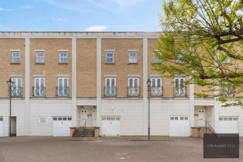 6 Floris Place SW4 0HH-12.jpg