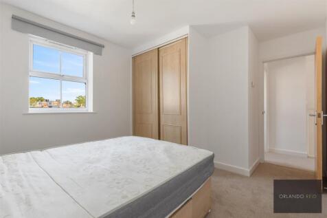 6 Floris Place SW4 0HH-2.jpg