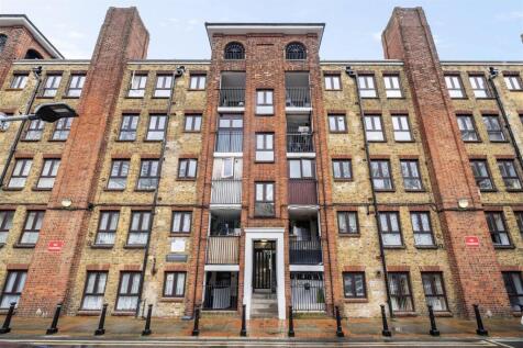Flat 42, Kintyre Court SW2 4DY-No Watermark-12.jpg