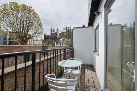 Francis Bentley Mews Hi-36.jpg