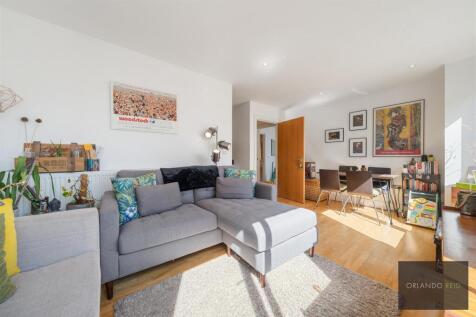Flat 308, Zachary House SW9 0AF-9.jpg