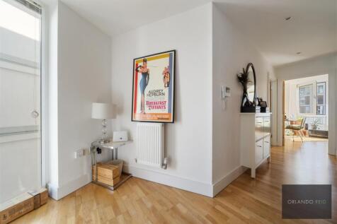 Flat 308, Zachary House SW9 0AF-12.jpg