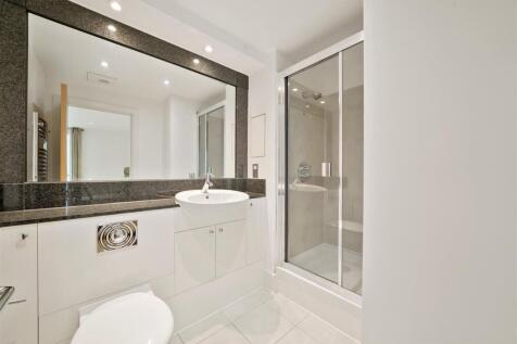 442 Galleon House, 8 St George Wharf, London,  - r
