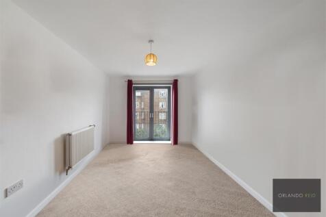 Flat 16, 57 Cowley Road SW9 6BN-7.jpg