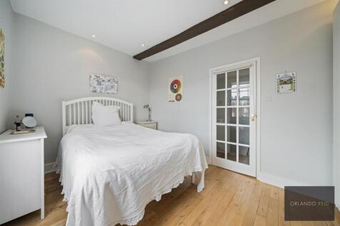 1 Old Town SW4 0JT-8.jpg