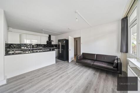 Flat 23, Palm Court SE15 6PB-7.jpg