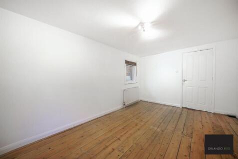 54b Solon Road - qyF83paupZPFU0a3irxz.jpg