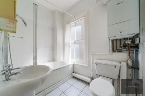 42B Rodenhurst Road SW4 8AR-10.jpg