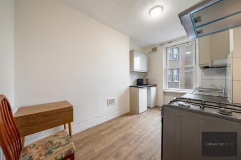 Flat 31, Victoria House SW8 1QT-10.jpg