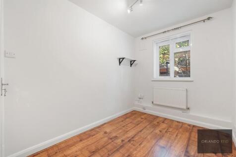Flat 6, Greenwood House EC1R 4RJ-6.jpg