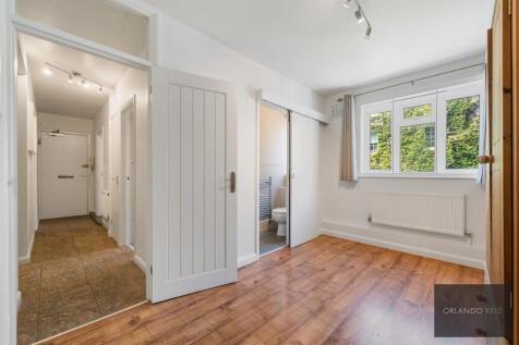 Flat 6, Greenwood House EC1R 4RJ-9.jpg
