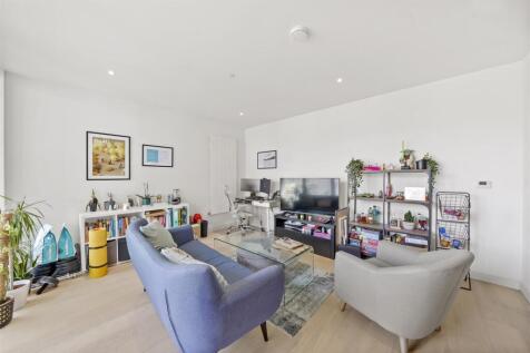 148 Liner House, 2 Royal Wharf Walk - BVSmlAlYYP4N