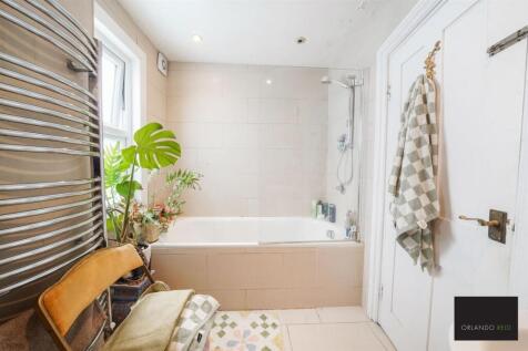 64A Whitbread Road - PGA4Zq3BHVeJsXOy4YL1.jpg