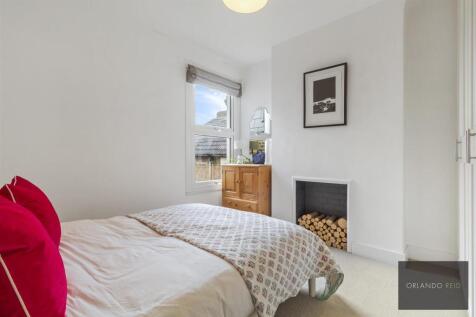 88 Aslett Street SW18 2BQ-12.jpg