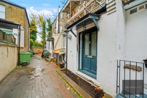 Flat A, 8 Killyon Terrace SW8 2XR-12.jpg