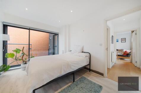 Flat 4, 559 Wandsworth Road SW8 3JD-11.jpg