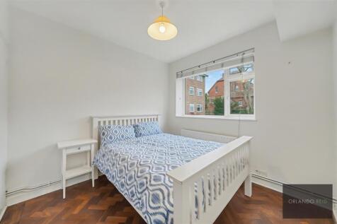 Flat 13, St Anthonys Court SW12 8NS-1.jpg