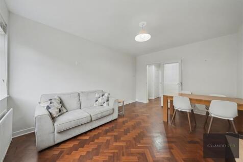 Flat 13, St Anthonys Court SW12 8NS-10.jpg