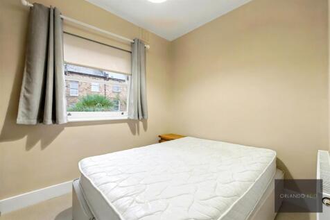 39 Strathleven Road SW2 5JS-4.jpg