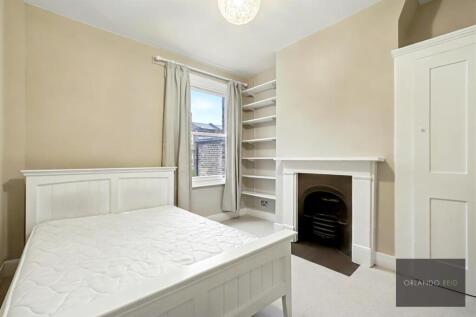 39 Strathleven Road SW2 5JS-5.jpg