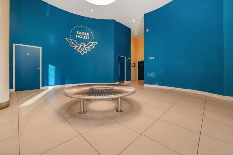 Entrance Hall - Communal Area