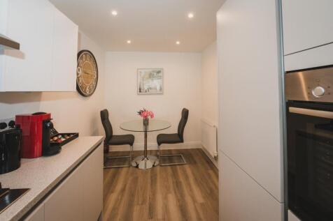 Kitchen Dining Space