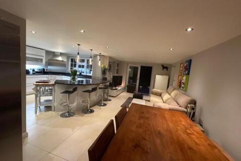 Kitchen/Reception Room