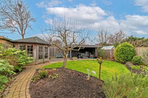 202TheRidgeway-74.jpg