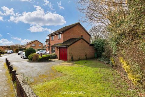 19 Portman Close_39.jpg