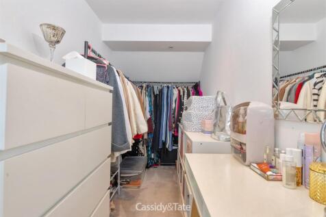 49 Chestnut Drive_06.jpg