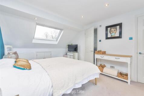 49 Chestnut Drive_08.jpg