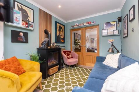 49 Chestnut Drive_31.jpg