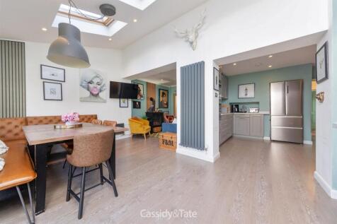 49 Chestnut Drive_38.jpg