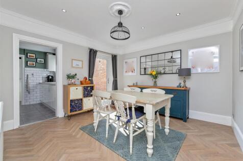 20RoystonRoad-11.jpg