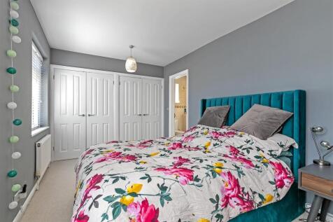 15BlackthornClose-44.jpg