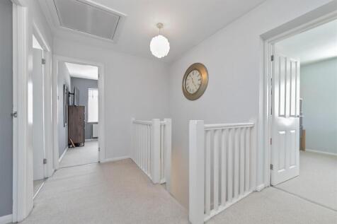 15BlackthornClose-52.jpg