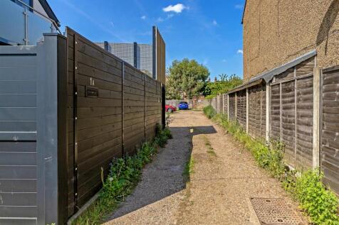 129aHatfieldRoad-21.jpg