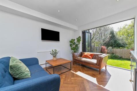 27FrancisAve-20.jpg