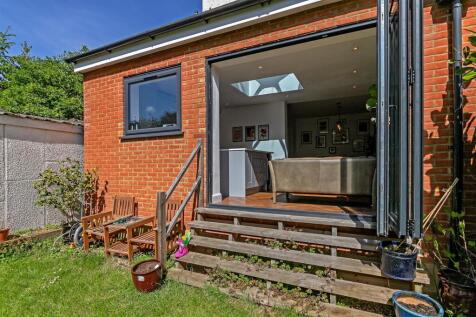 27FrancisAve-52.jpg