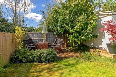 27FrancisAve-50.jpg