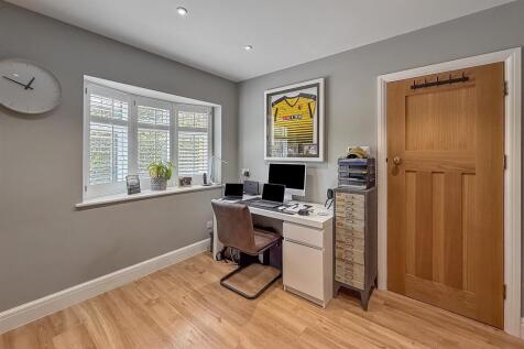7CrouchHallGardens-39.jpg