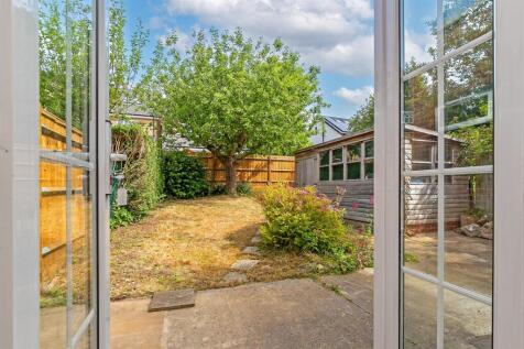 48FrancisAve-25.jpg