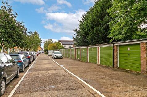 301TheRidgeway-24.jpg
